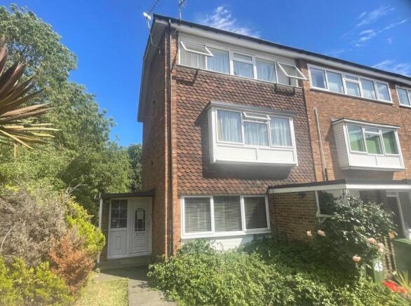 1 bed property, in Oakways, £170,000