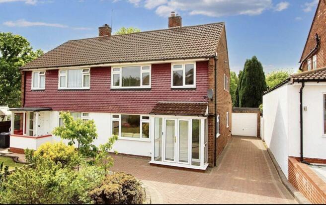 3 bed property, in 204 Dower Road, £415,000