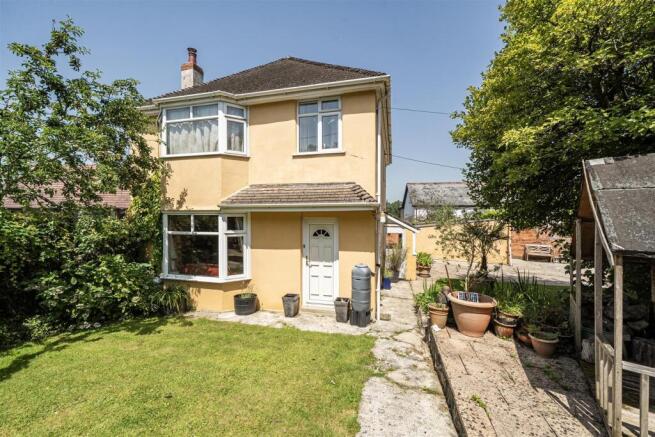 3 bed property, in Crogg Lane, £425,000