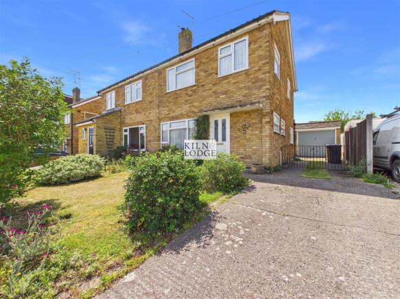 3 bed property, in Juniper Drive, £390,000