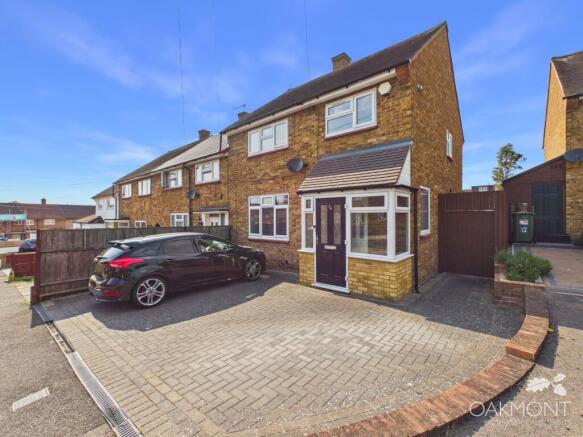 3 bed property, in Penzance Gardens, £475,000