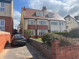 4 bed property, in North Parade, £395,000