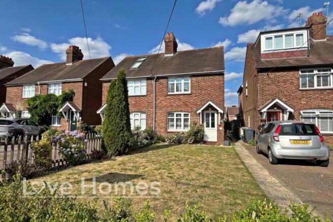 3 bed property, in Chapel Road, £345,000