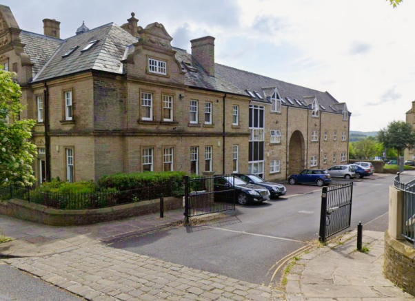 2 bed property, in Prescott Street, £153,000