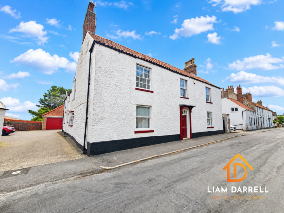 5 bed property, in Northgate, £675,000