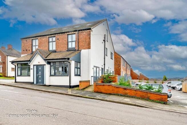 2 bed property, in John Street, £140,000