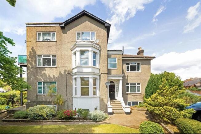 1 bed property, in Flat 4, £85,000