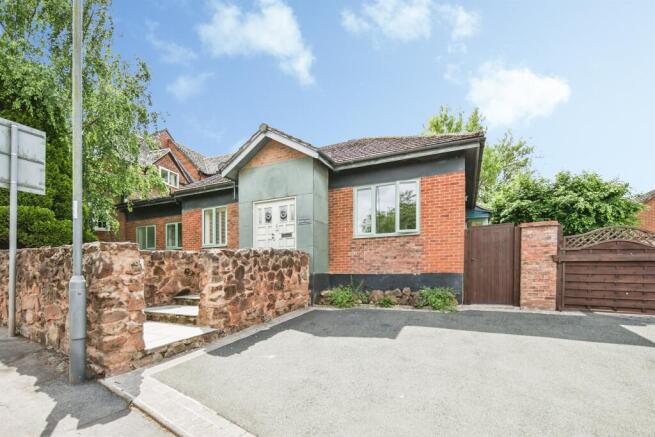 3 bed property, in Coventry Road, £495,000
