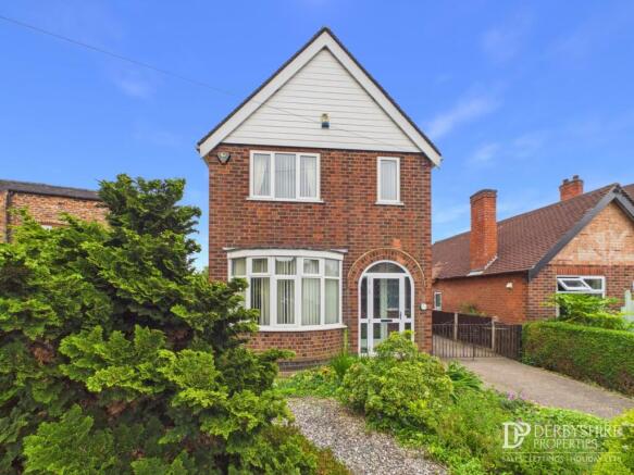 3 bed property, in Moor Street, £295,000