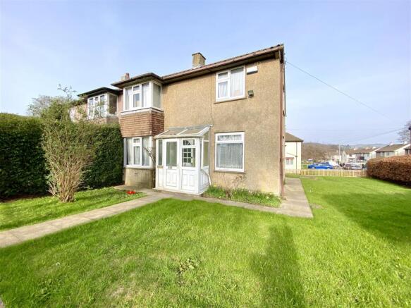 3 bed property, in Tolson Crescent, £105,000