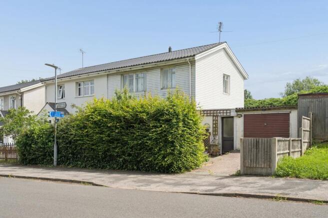 3 bed property, in Northwick Road, £425,000