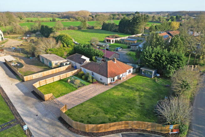 6 bed property, in Woodview Nurseries & The Arbour, £725,000