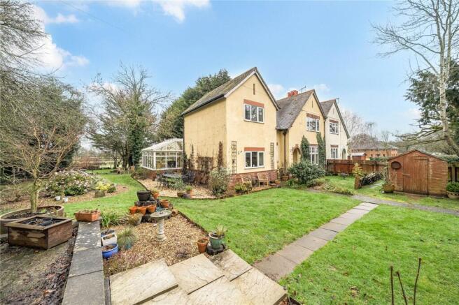 4 bed property, in Oldwood Road, £399,000