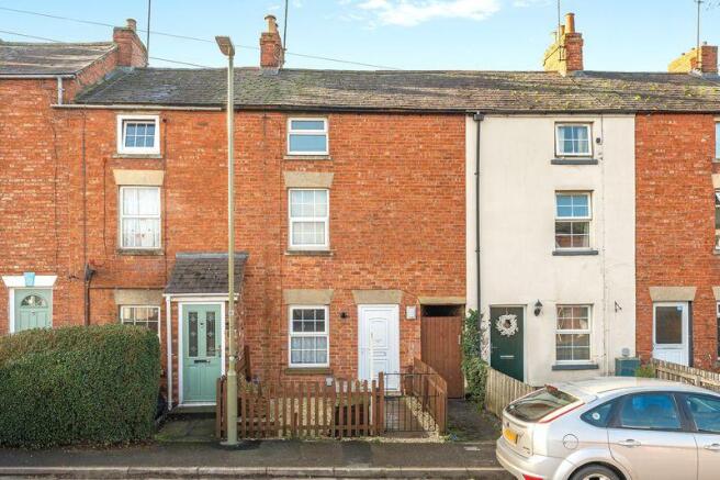 3 bed property, in East Street, £350,000