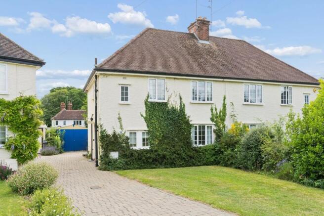 3 bed property, in Souberie Avenue, £545,000