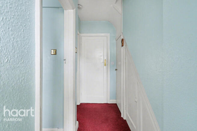 1 bed property, in Arundel Drive, £250,000