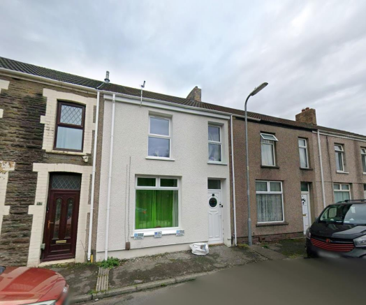 3 bed property, in Morgans Terrace, £110,000