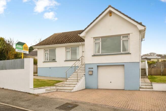 3 bed property, in Valley View Estate, £375,000