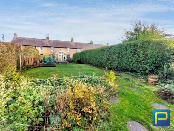 3 bed property, in King Street, £240,000