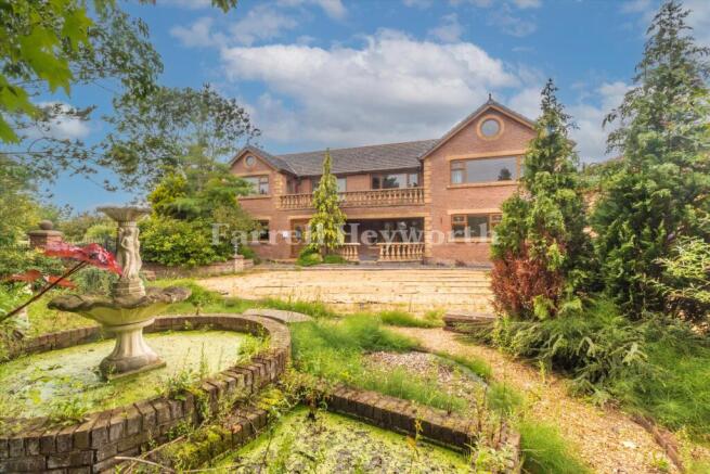 5 bed property, in Smithy Lane, £635,000
