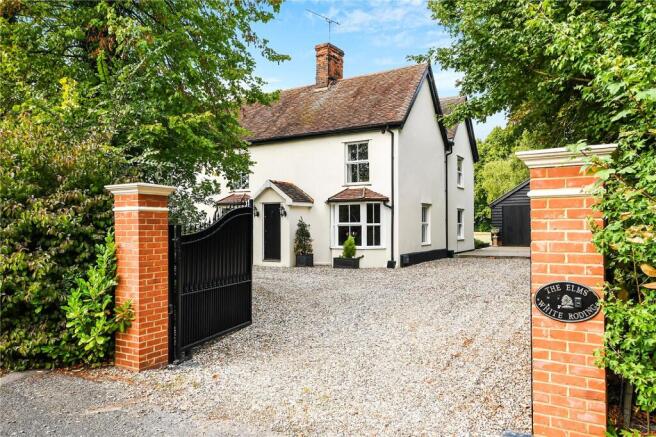 5 bed property, in White Roding, £1,195,000