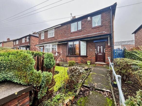 3 bed property, in Sefton Street, £225,000