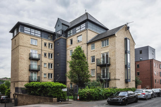 Land, in Cross Bedford Street, £54,000