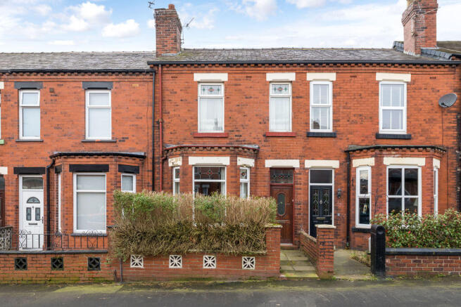 3 bed property, in Hodges Street, £150,000