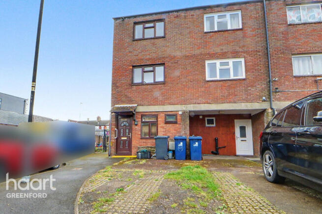 3 bed property, in Western Road, £525,000