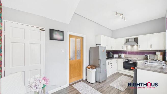 3 bed property, in Abb Scott Lane, £164,995