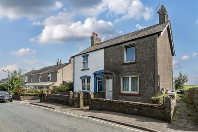 3 bed property, in Holmrook CA19, £140,000