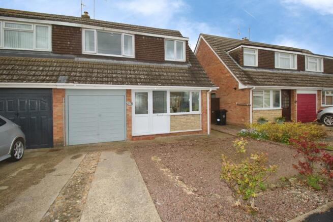 3 bed property, in Willoughby Avenue, £235,000
