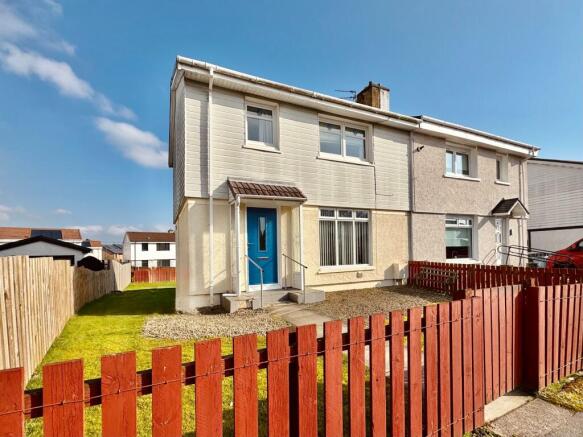 3 bed property, in Eastwood Drive, £110,000