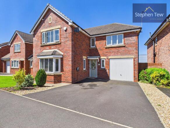 4 bed property, in Benedict Drive, £400,000