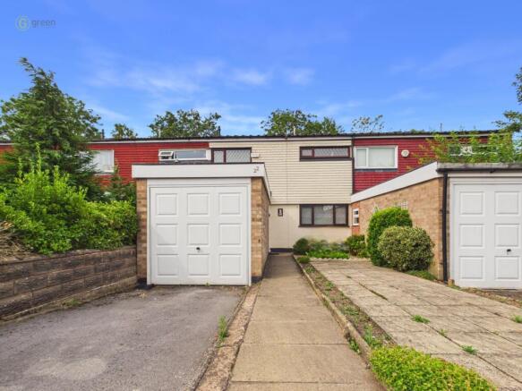 3 bed property, in Compton Croft, £190,000
