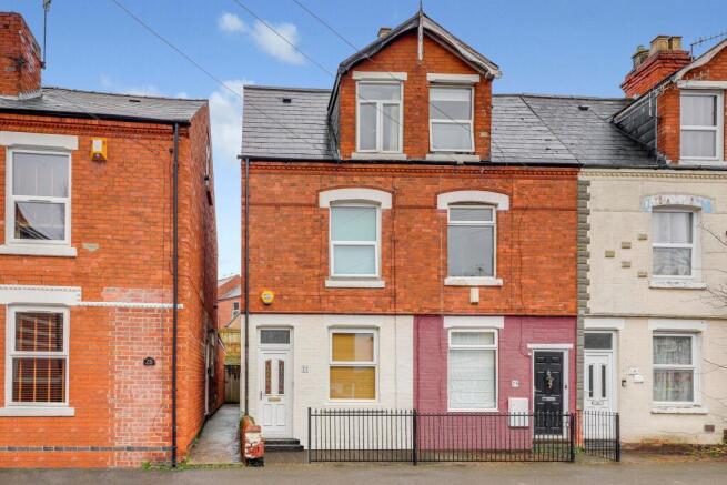 3 bed property, in Austin Street, £160,000
