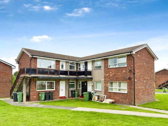 1 bed property, in Woodhorn Drive, £25,000