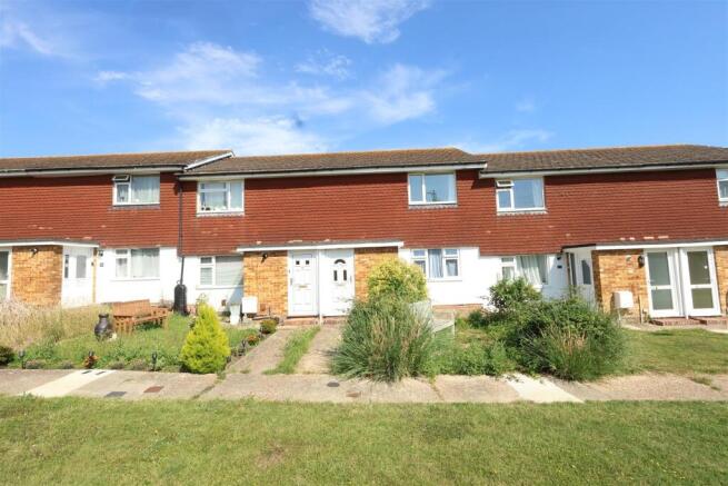 1 bed property, in Aberdale Road, £135,000