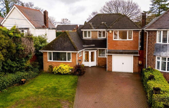 4 bed property, in Chester Road, £685,000