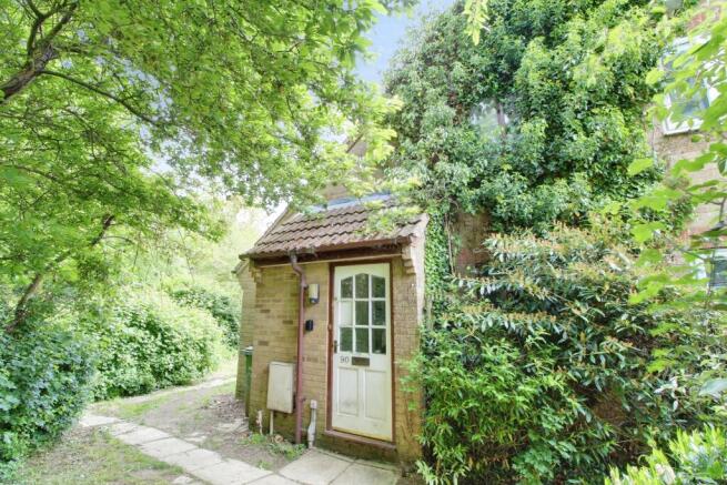 1 bed property, in Whitacre, £90,000