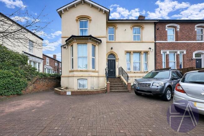 1 bed property, in 39 Talbot Street, £90,000
