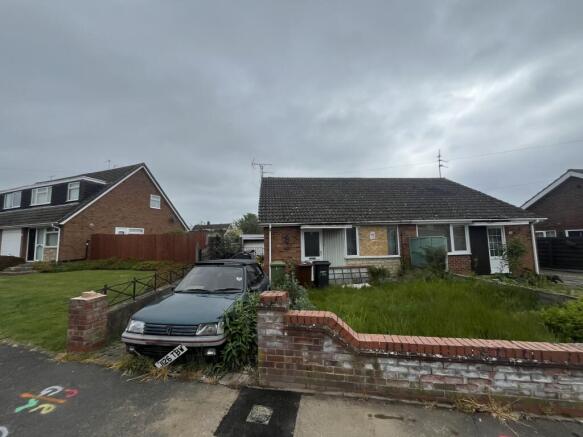 2 bed property, in 107 Shire Road, £90,000