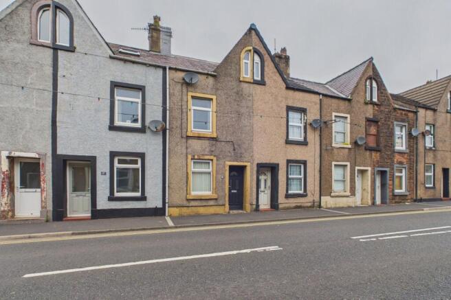 3 bed property, in Main Street, £75,000