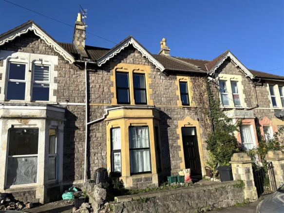 3 bed property, in Swiss Road, £310,000