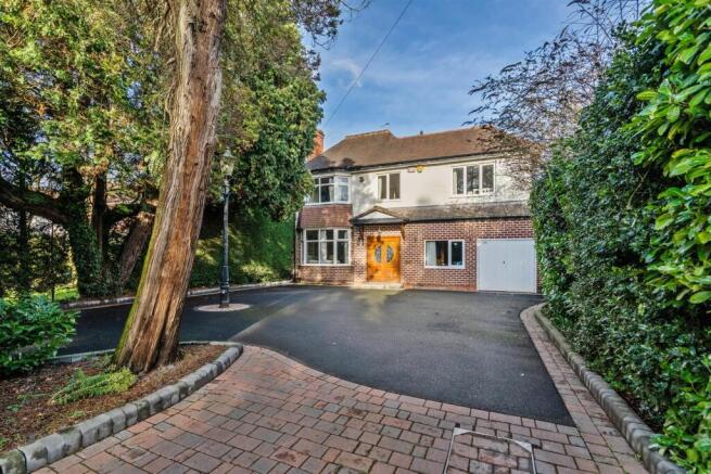 6 bed property, in Warwick Road, £1,000,000