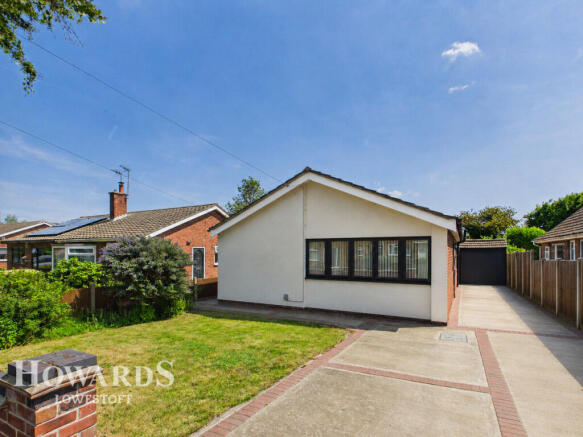 3 bed property, in Harrington Avenue, £330,000