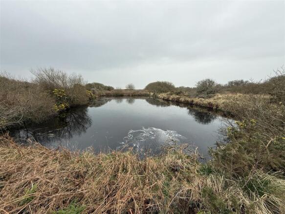Land, in Caer Farchell, £3,000
