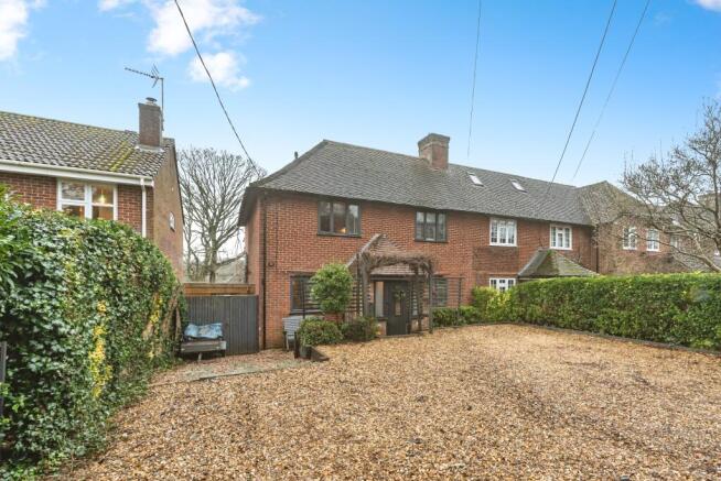 3 bed property, in Little Basing, £600,000
