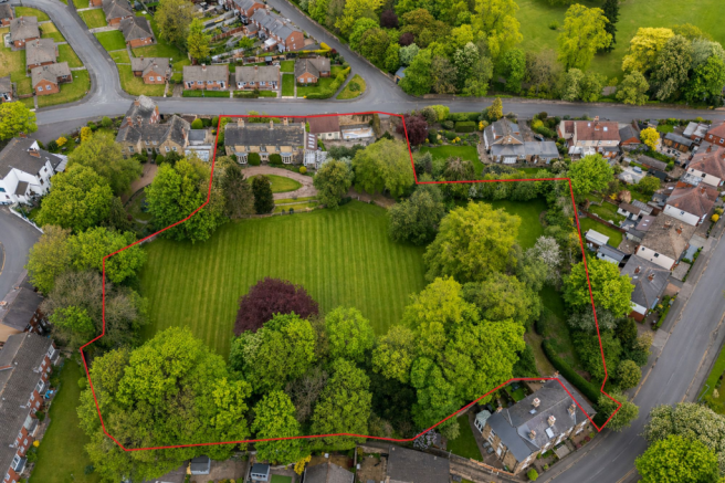 6 bed property, in The Crofts, £1,850,000