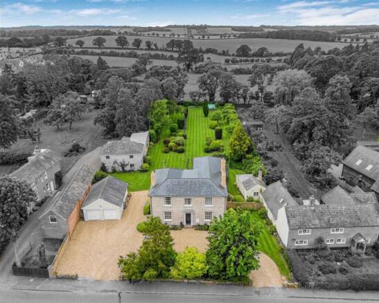 4 bed property, in Tea Kettle Lane, £1,000,000